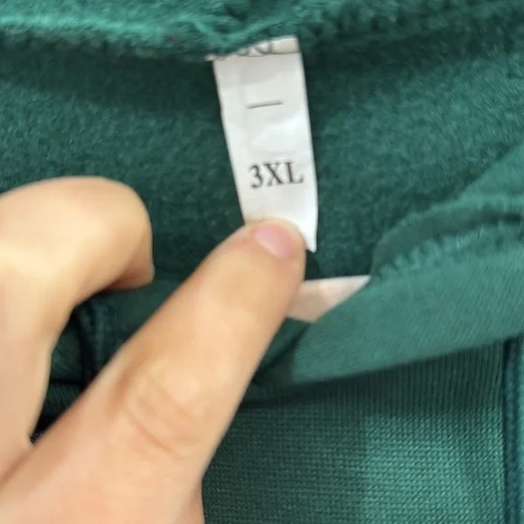 Shamrock Sweatshirt - Picture 3 of 3